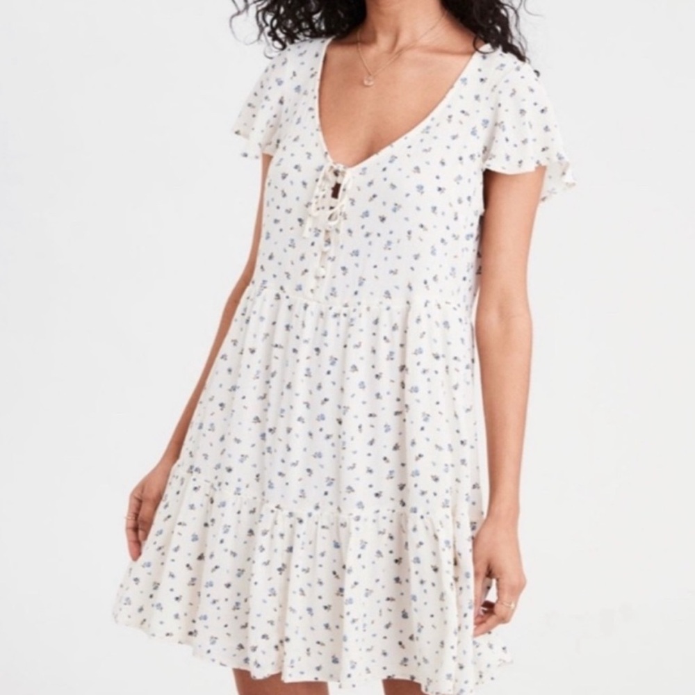 American Eagle Floral Flowy Dress
